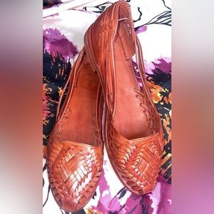 NWOT Frye Heather Huarache Leather Flats Size 8